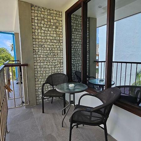 Dhigurah Cottage ภายนอก รูปภาพ